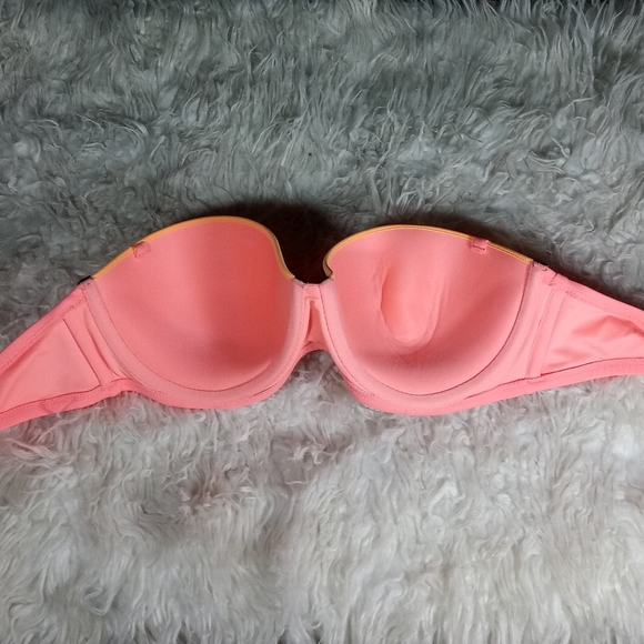 Victoria's Secret Color Block Piped Bikini Top Size 32DD - Picture 6 of 8